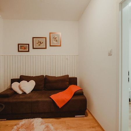 Apartman Lovric Dakovo Exterior photo