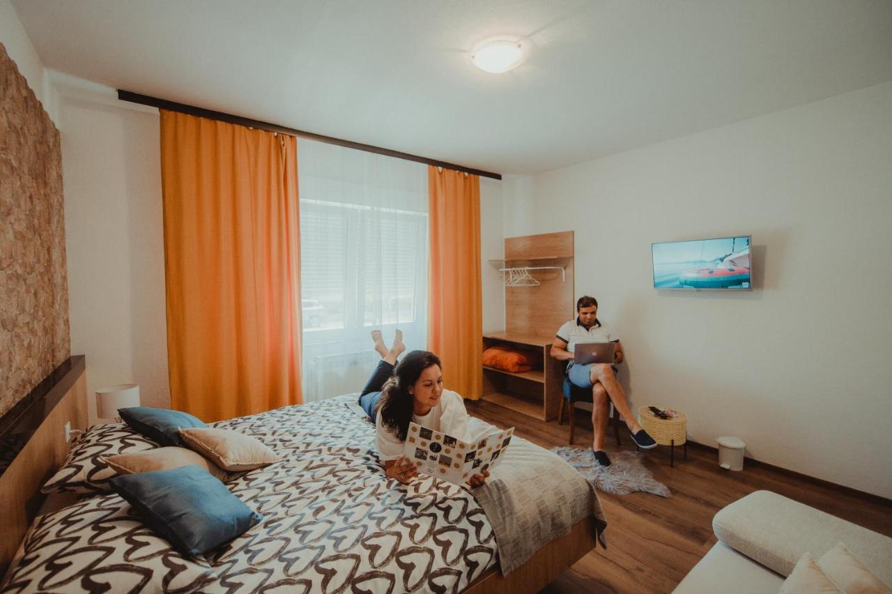 Apartman Lovric Dakovo Exterior photo