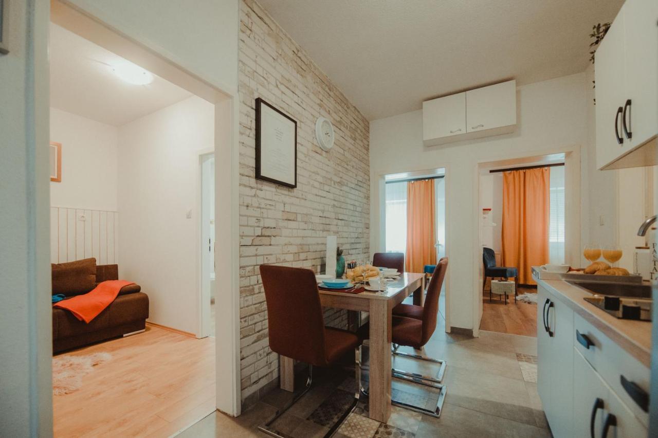 Apartman Lovric Dakovo Exterior photo